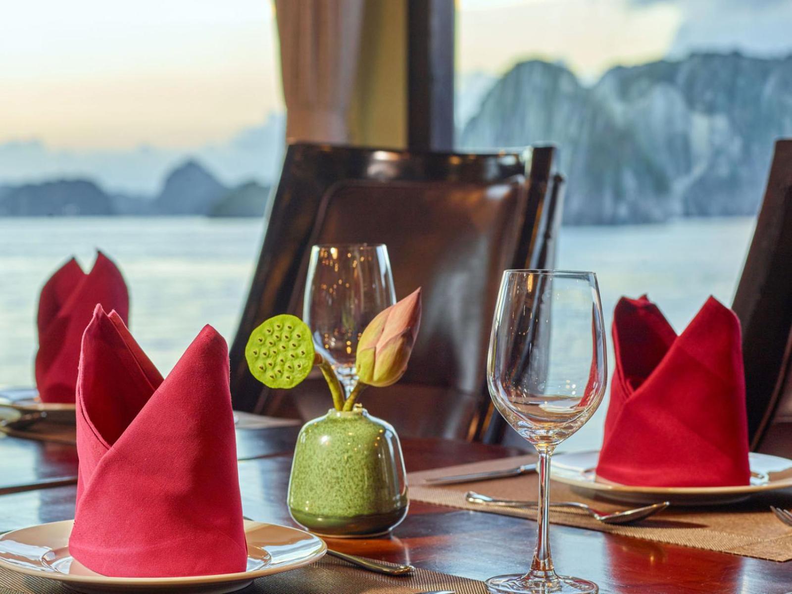 Halong Luxury Cruise Hotell Ha Long Eksteriør bilde